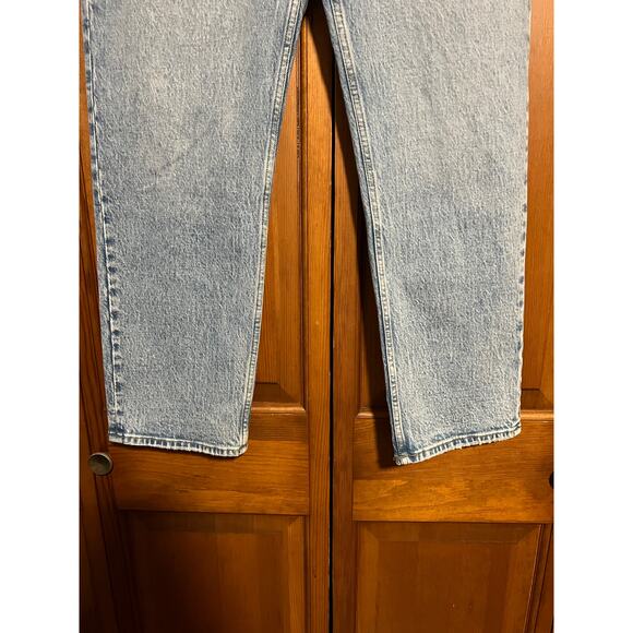 Abercrombie & Fitch Curve Love High Rise Dad Jeans Medium Light Wash Size 26/2S - Picture 2 of 10